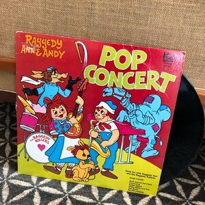 80's "Raggedy Ann & Andy Pop Concert" Album - 80's Kids Record - Kids Stuff